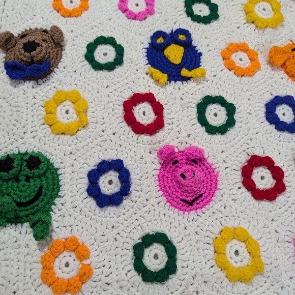 Handmade Crocheted Animal Afghan 50″×60″ • Leisure Arts Pattern #3362 - Picture 7 of 8